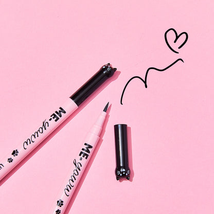 ULTRAMO Delineador Líquido FB001