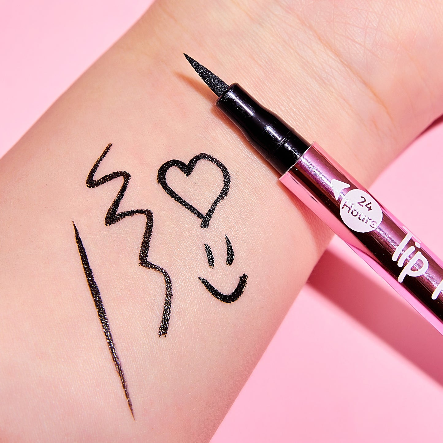 ULTRAMO Delineador de Ojos Negro Sedoso FC041