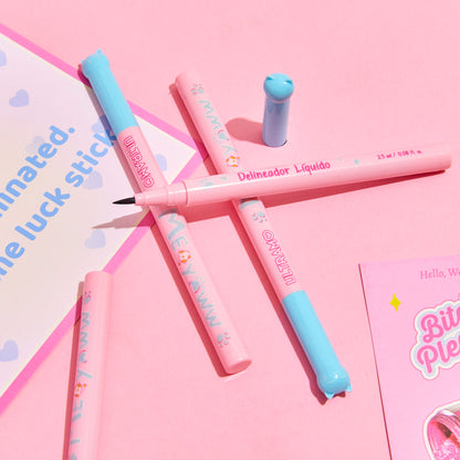 ULTRAMO Delineador Líquido FE734