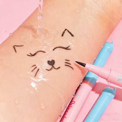 ULTRAMO Delineador Líquido FE734